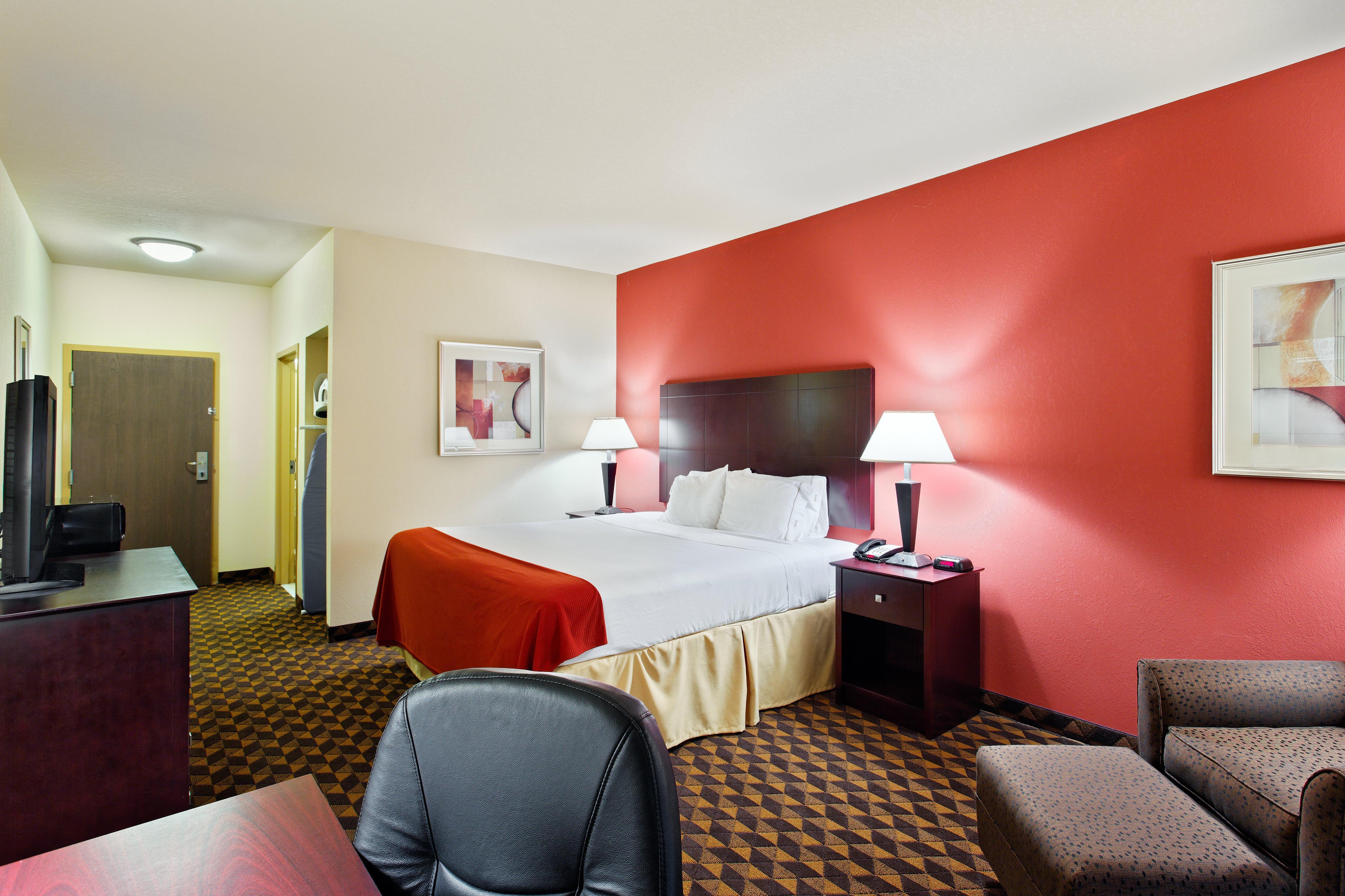 Holiday Inn Express & Suites Malvern By Ihg Dış mekan fotoğraf